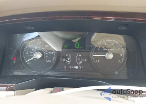 2007 Lincoln Town Car Signature from USA, damaged, VIN 1LNHM81V07Y603795